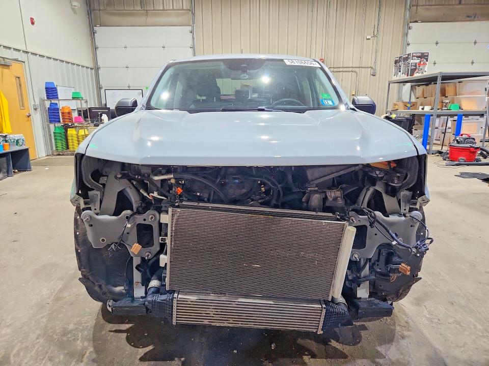 2022 Ford Maverick მანქანა იყიდება აუქციონზე, vin: 3FTTW8F95NRA93170, აუქციონის ნომერი: 58106656
