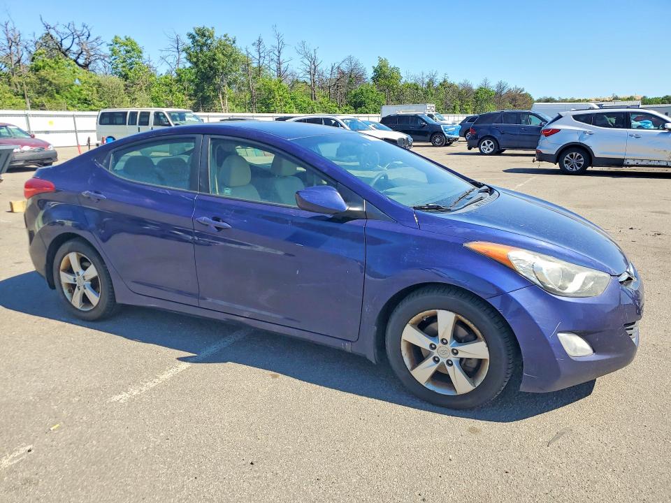 2013 Hyundai Elantra მანქანა იყიდება აუქციონზე, vin: 5NPDH4AE4DH303853, აუქციონის ნომერი: 56743976