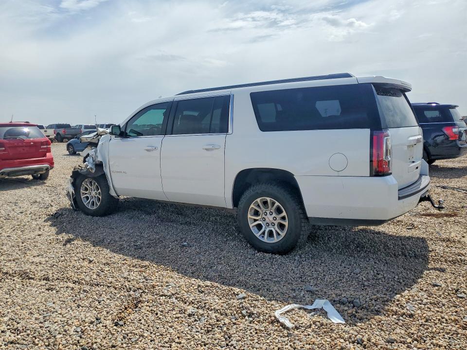 59588596 :رقم المزاد ، 1GKS2GKCXHR113856 vin ، 2017 Gmc Yukon Xl مزاد بيع