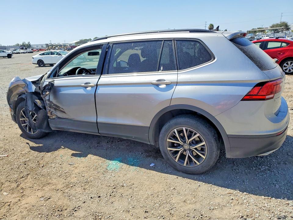 Продажа на аукционе авто 2021 Volkswagen Tiguan, vin: 3VV1B7AX5MM066244, номер лота: 55956276