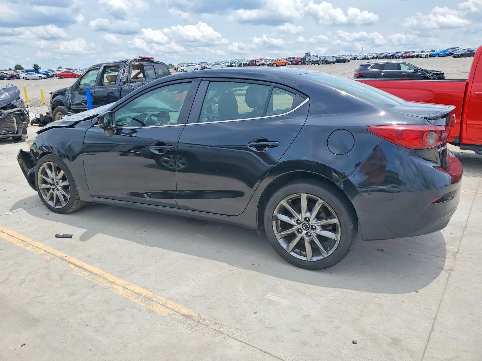 58842606 :رقم المزاد ، 3MZBN1V3XJM204254 vin ، 2018 Mazda 3 مزاد بيع