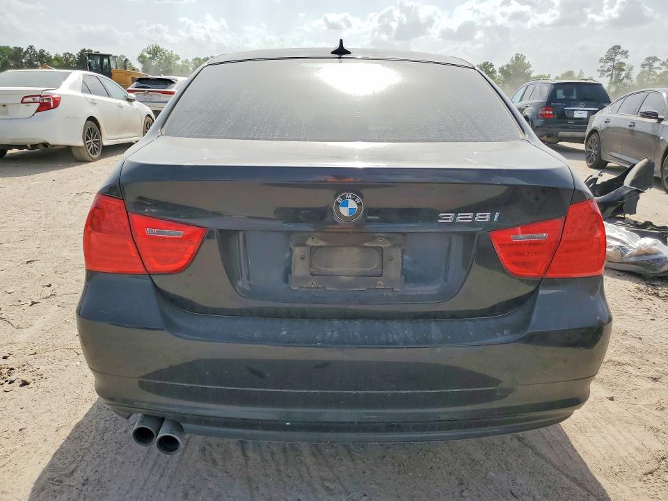 Aukcja sprzedaży 2011 Bmw 328i, vin: WBAPH7C58BE683043, numer aukcji: 58987426