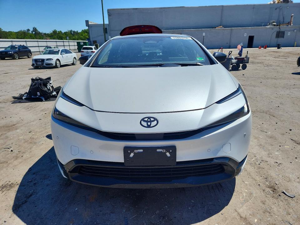 2026 Toyota Prius Plug-in Hybrid მანქანა იყიდება აუქციონზე, vin: JTDACACU9T3064377, აუქციონის ნომერი: 55869856