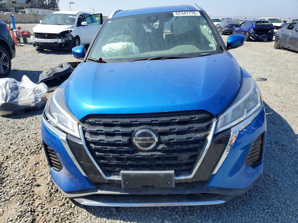 57347176 :رقم المزاد ، 3N1CP5CV2ML512223 vin ، 2021 Nissan Kicks مزاد بيع