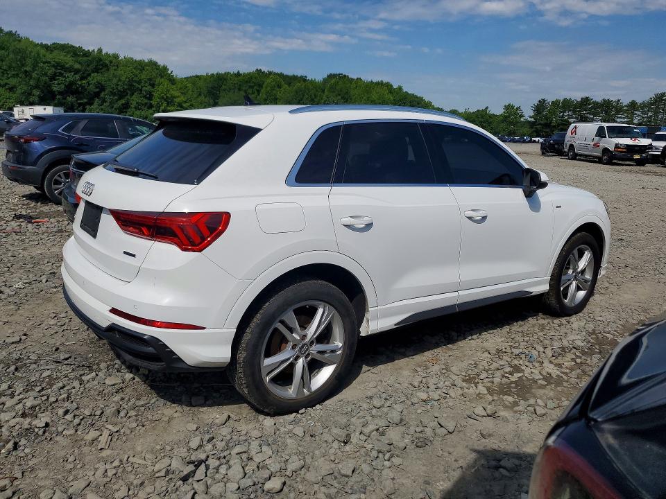 2020 Audi Q3 მანქანა იყიდება აუქციონზე, vin: WA1EECF32L1075849, აუქციონის ნომერი: 57930346