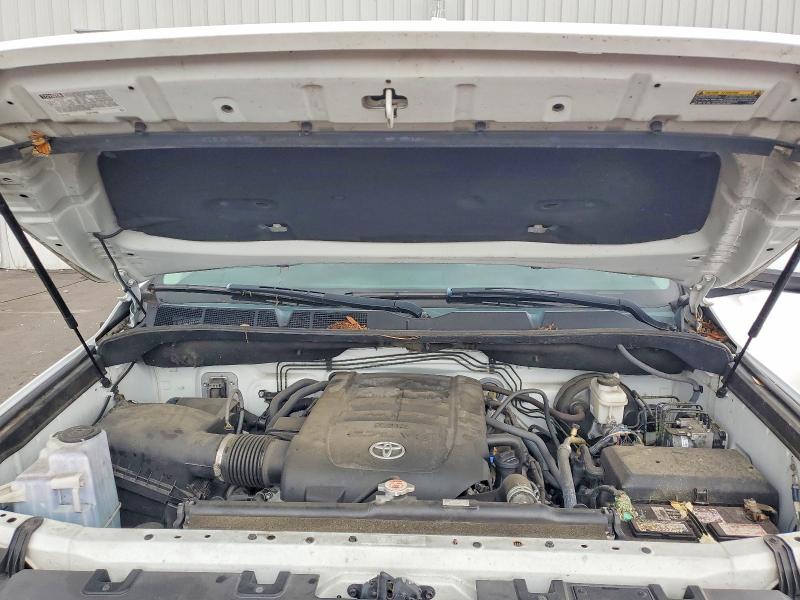 55428336 :رقم المزاد ، 5TFDW5F11JX775414 vin ، 2018 Toyota Tundra مزاد بيع
