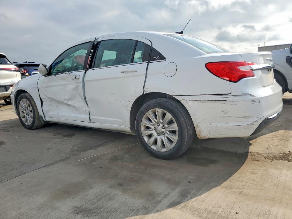 Продажа на аукционе авто 2014 Chrysler 200, vin: 1C3CCBAB8EN205130, номер лота: 55894226