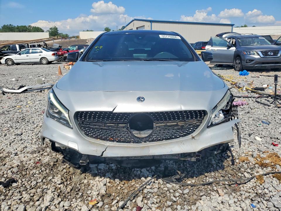 55776806 :رقم المزاد ، WDDSJ4EB1JN555072 vin ، 2018 Mercedes-benz Cla مزاد بيع