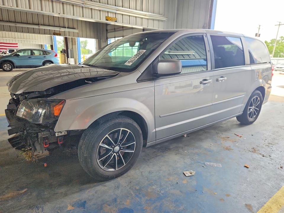 59001176 :رقم المزاد ، 2C4RDGEG1FR683755 vin ، 2015 Dodge Grand Caravan مزاد بيع