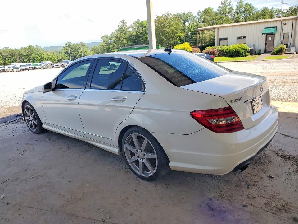 2014 Mercedes-benz C მანქანა იყიდება აუქციონზე, vin: WDDGF4HB2ER309293, აუქციონის ნომერი: 58222316