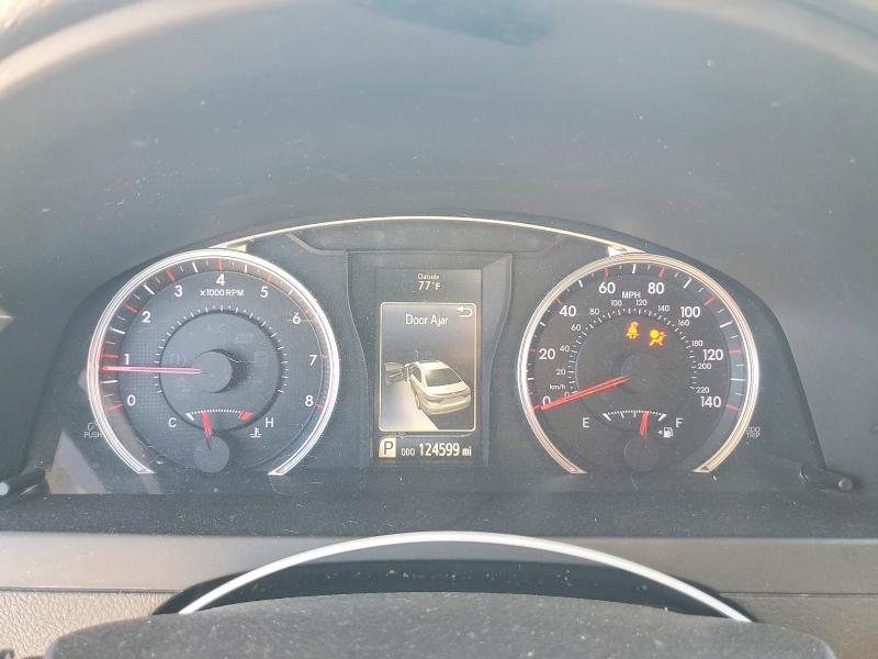 56033106 :رقم المزاد ، 4T1BF1FK0HU679774 vin ، 2017 Toyota Camry مزاد بيع