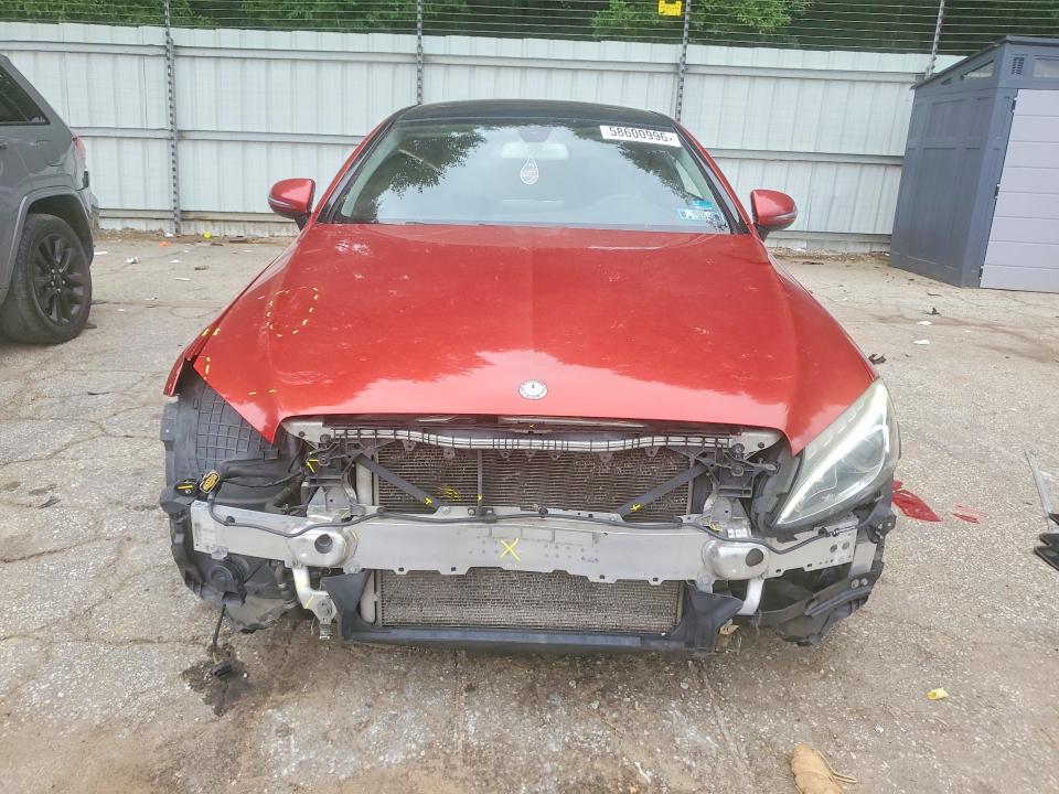 58600996 :رقم المزاد ، WDDWJ4KB5HF328364 vin ، 2017 Mercedes-benz C مزاد بيع