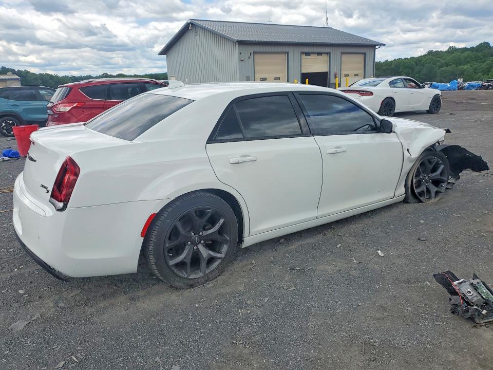 2021 Chrysler 300 მანქანა იყიდება აუქციონზე, vin: 2C3CCABG0MH549644, აუქციონის ნომერი: 55816056
