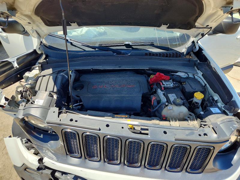 Продаж на аукціоні авто 2018 Jeep Renegade, vin: ZACCJBAB8JPJ11801, номер лоту: 57299036