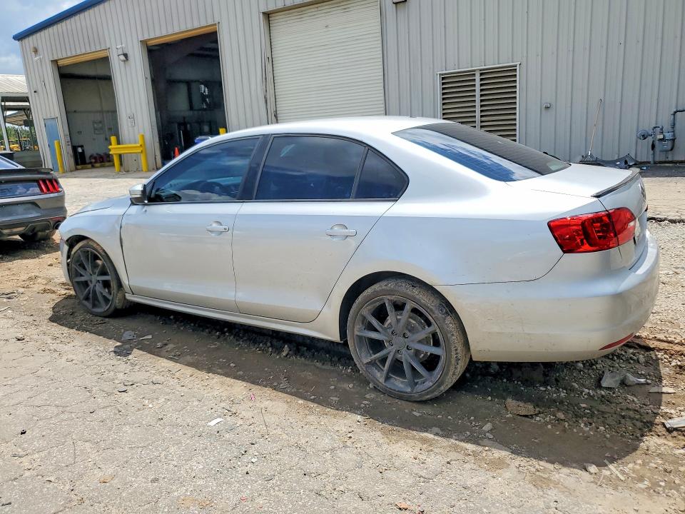 2011 Volkswagen Jetta მანქანა იყიდება აუქციონზე, vin: 3VWDZ7AJ3BM365311, აუქციონის ნომერი: 57716066