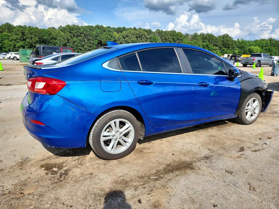 55163666 :رقم المزاد ، 3G1BE5SM3HS522903 vin ، 2017 Chevrolet Cruze مزاد بيع