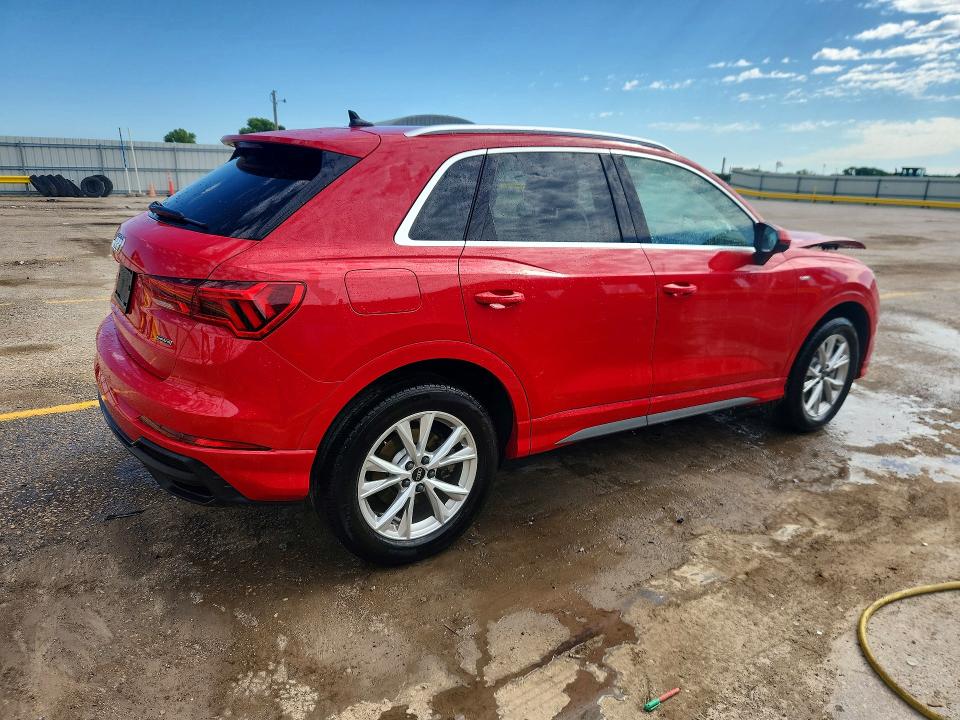 57495356 :رقم المزاد ، WA1DECF32S1059421 vin ، 2025 Audi Q3 مزاد بيع
