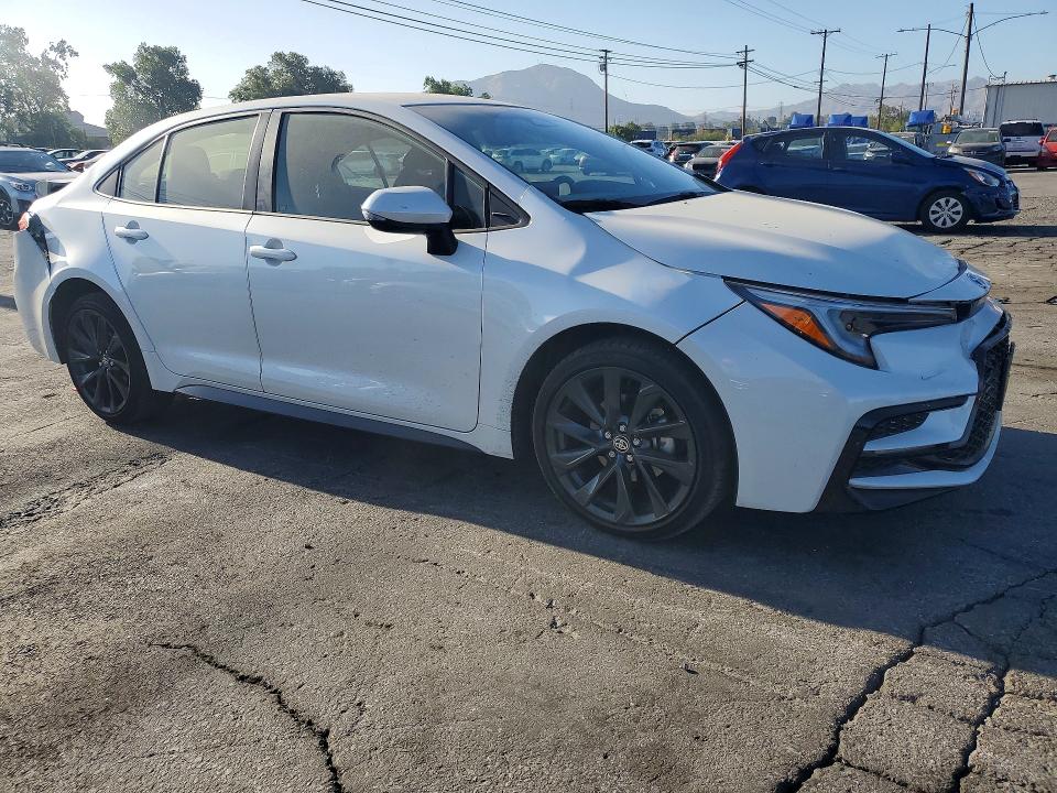 56188646 :رقم المزاد ، JTDBCMFE0SJ046693 vin ، 2025 Toyota Corolla Hybrid مزاد بيع