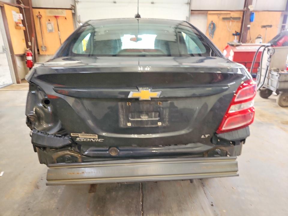 Продажа на аукционе авто 2018 Chevrolet Sonic, vin: 1G1JD5SHXJ4102269, номер лота: 55067546