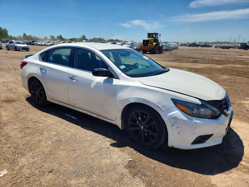 2017 Nissan Altima მანქანა იყიდება აუქციონზე, vin: 1N4AL3AP6HC237147, აუქციონის ნომერი: 58076576