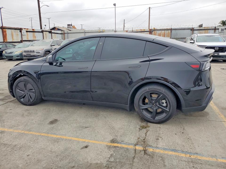 58091596 :رقم المزاد ، 7SAYGDEE5TF373098 vin ، 2026 Tesla Model Y مزاد بيع