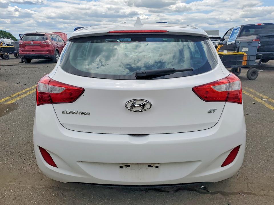Продаж на аукціоні авто 2013 Hyundai Elantra Gt, vin: KMHD35LE4DU129625, номер лоту: 56600946