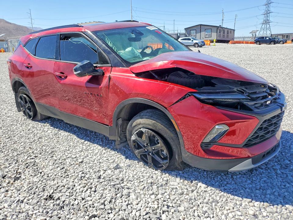2024 Chevrolet Blazer მანქანა იყიდება აუქციონზე, vin: 3GNKBDRSXRS270221, აუქციონის ნომერი: 64085986