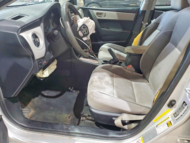 57739146 :رقم المزاد ، 5YFBURHEXHP725091 vin ، 2017 Toyota Corolla مزاد بيع
