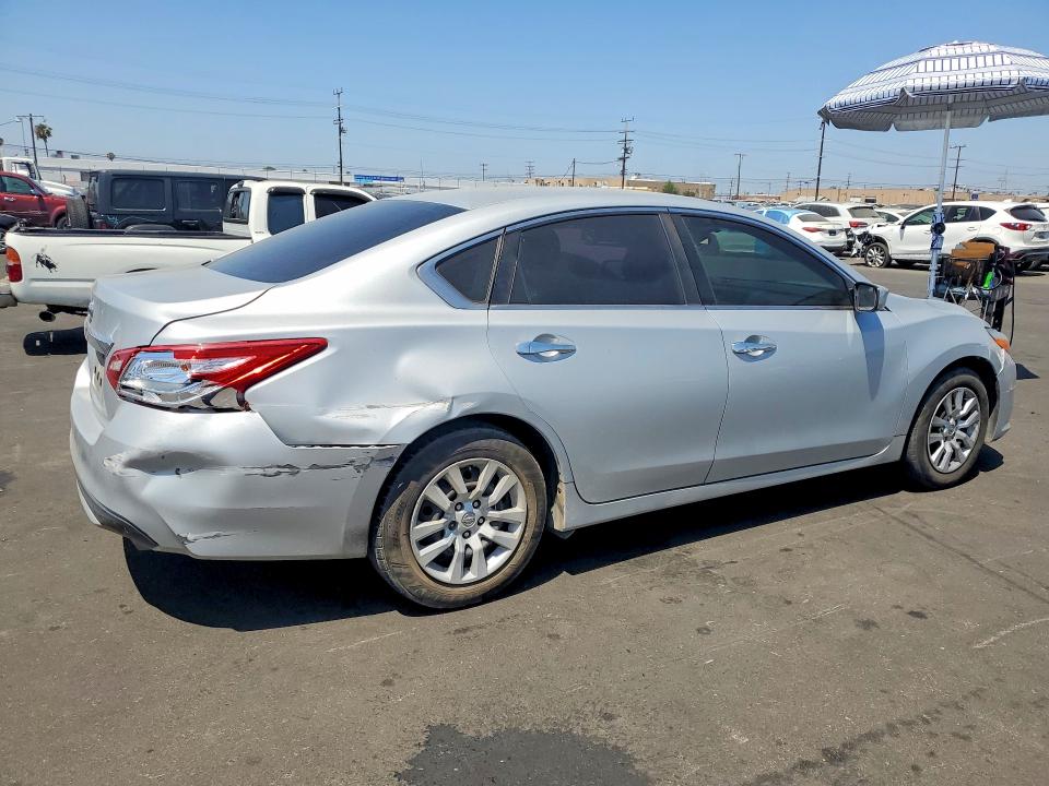 55802006 :رقم المزاد ، 1N4AL3AP1HN353277 vin ، 2017 Nissan Altima مزاد بيع