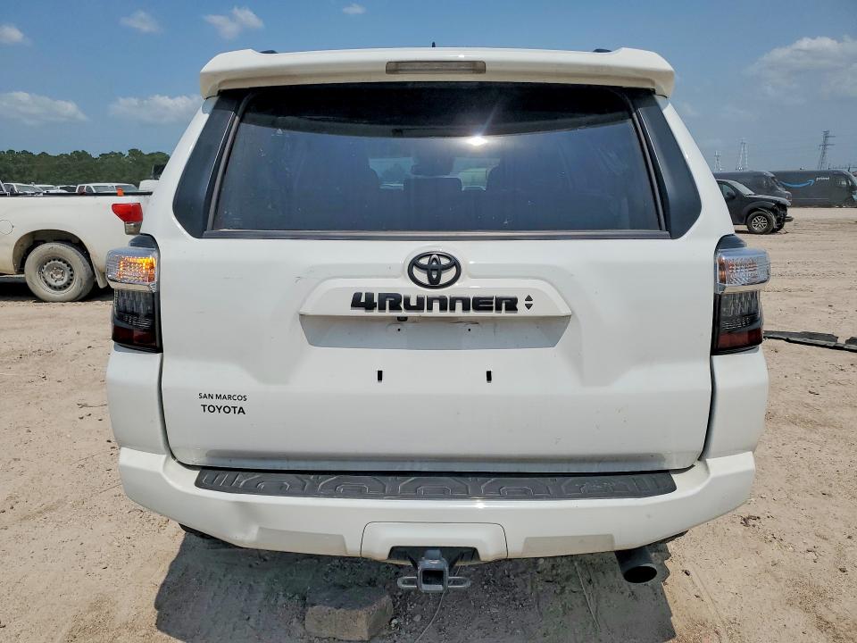 58968106 :رقم المزاد ، JTEFU5JR9R5313875 vin ، 2024 Toyota 4runner مزاد بيع
