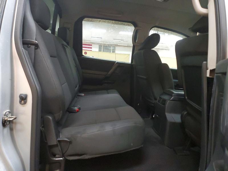 56186866 :رقم المزاد ، 1N6AA0EC4AN307676 vin ، 2010 Nissan Titan مزاد بيع