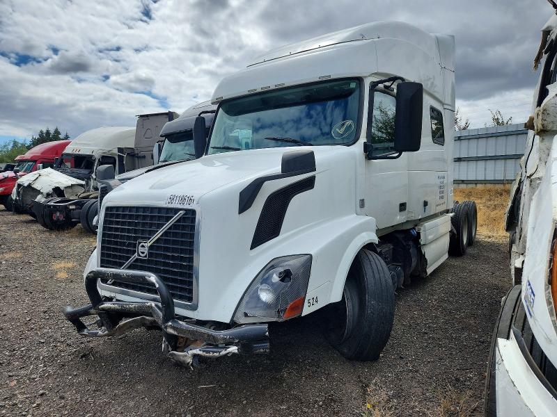Продажа на аукционе авто 2015 Volvo Vnl, vin: 4V4NC9EH5FN911604, номер лота: 58118616
