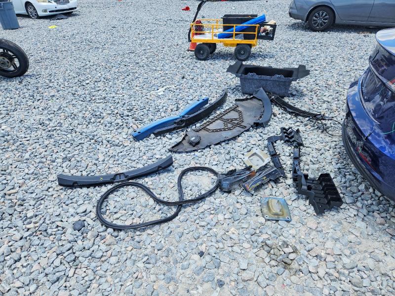 Продажа на аукционе авто 2023 Tesla Model 3, vin: 5YJ3E1EA2PF581664, номер лота: 56926666