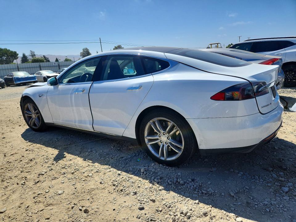 2013 Tesla Model S მანქანა იყიდება აუქციონზე, vin: 5YJSA1CG7DFP07530, აუქციონის ნომერი: 58486496