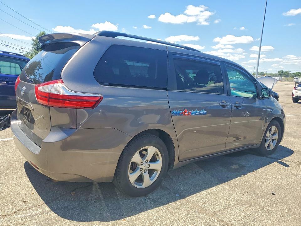 Aukcja sprzedaży 2015 Toyota Sienna, vin: 5TDKK3DC9FS659810, numer aukcji: 58575066