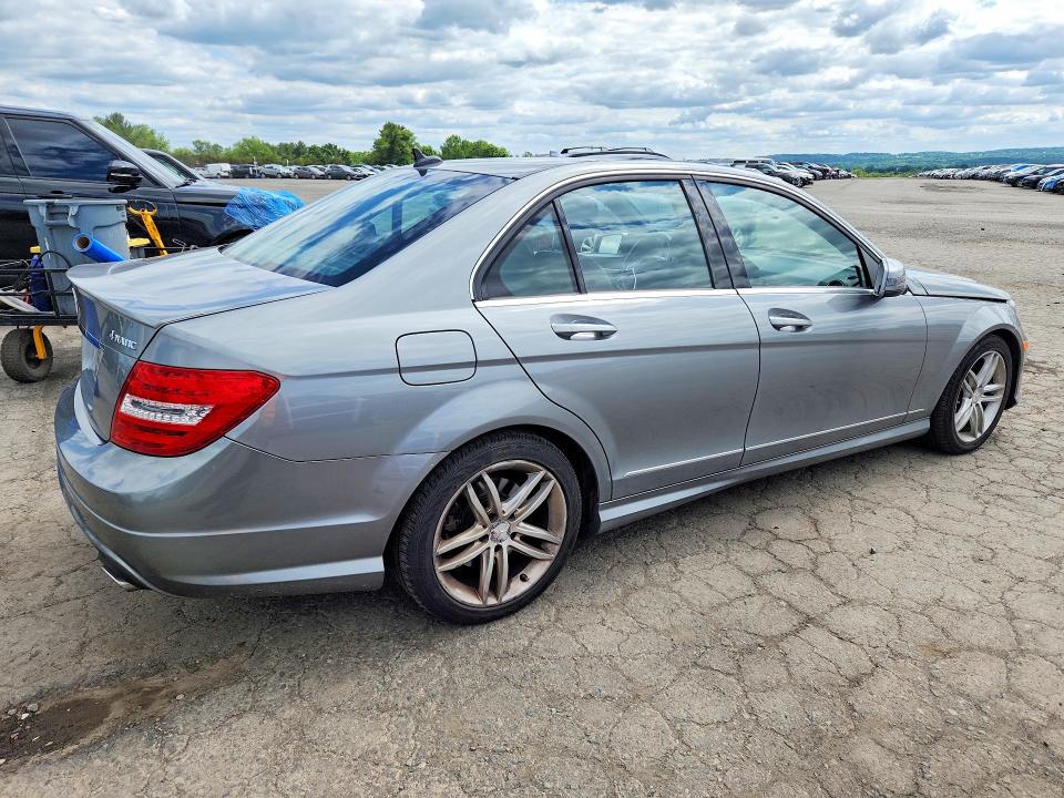 56234416 :رقم المزاد ، WDDGF8AB3ER303326 vin ، 2014 Mercedes-benz C مزاد بيع