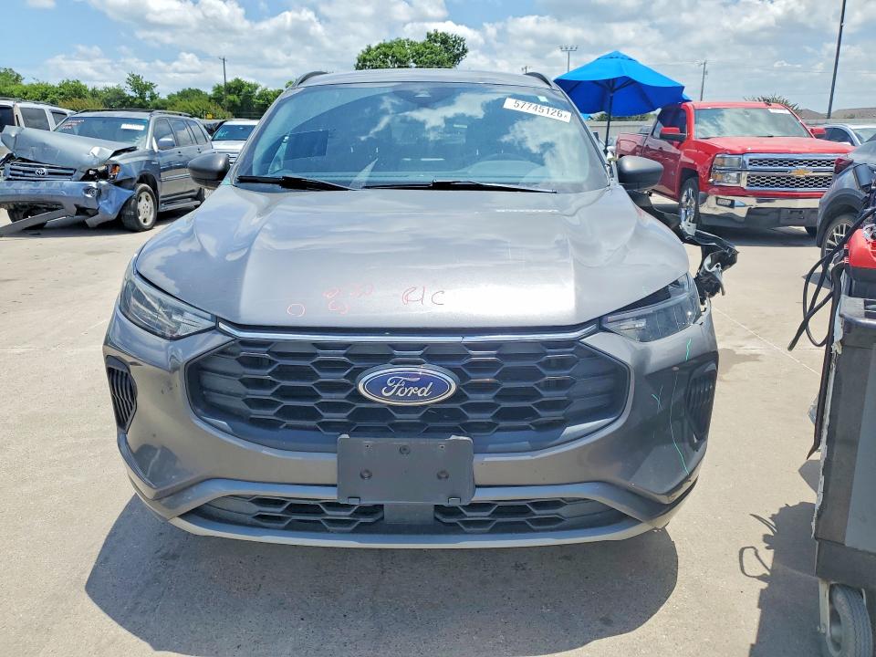 Продаж на аукціоні авто 2023 Ford Escape, vin: 1FMCU0MN7PUA27993, номер лоту: 57745126