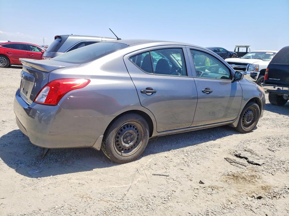 57272726 :رقم المزاد ، 3N1CN7AP6HL862840 vin ، 2017 Nissan Versa مزاد بيع