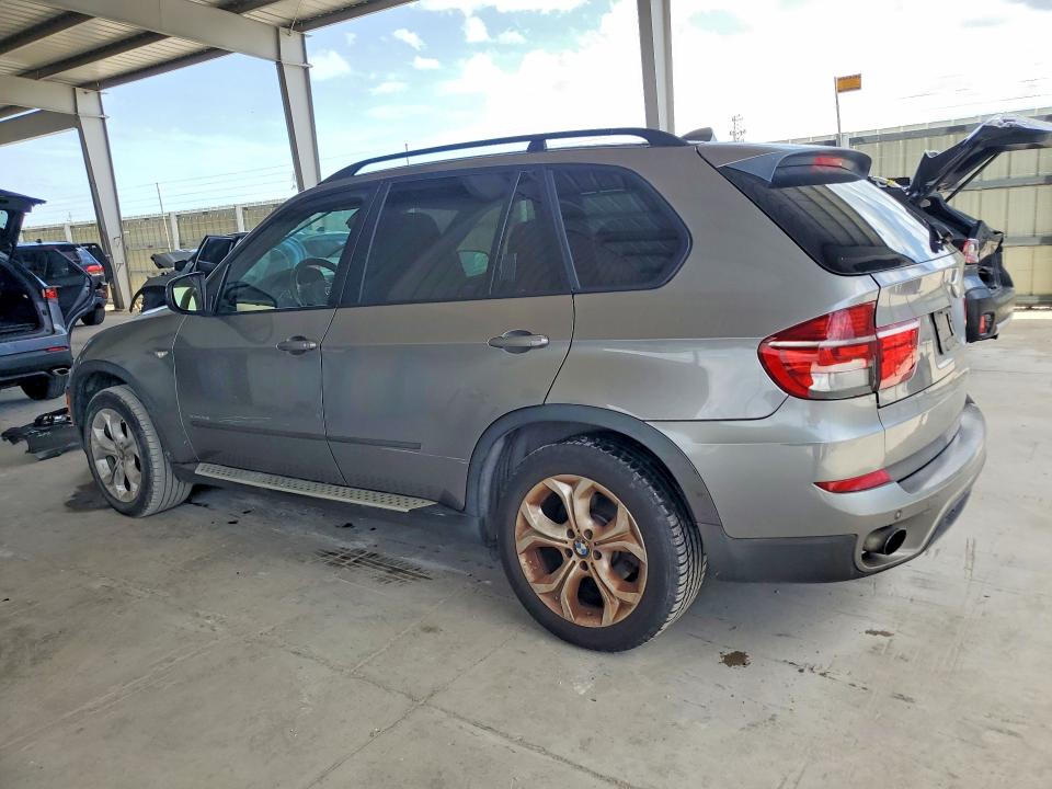 55822526 :رقم المزاد ، 5UXZV4C51CL745591 vin ، 2012 Bmw X5 مزاد بيع