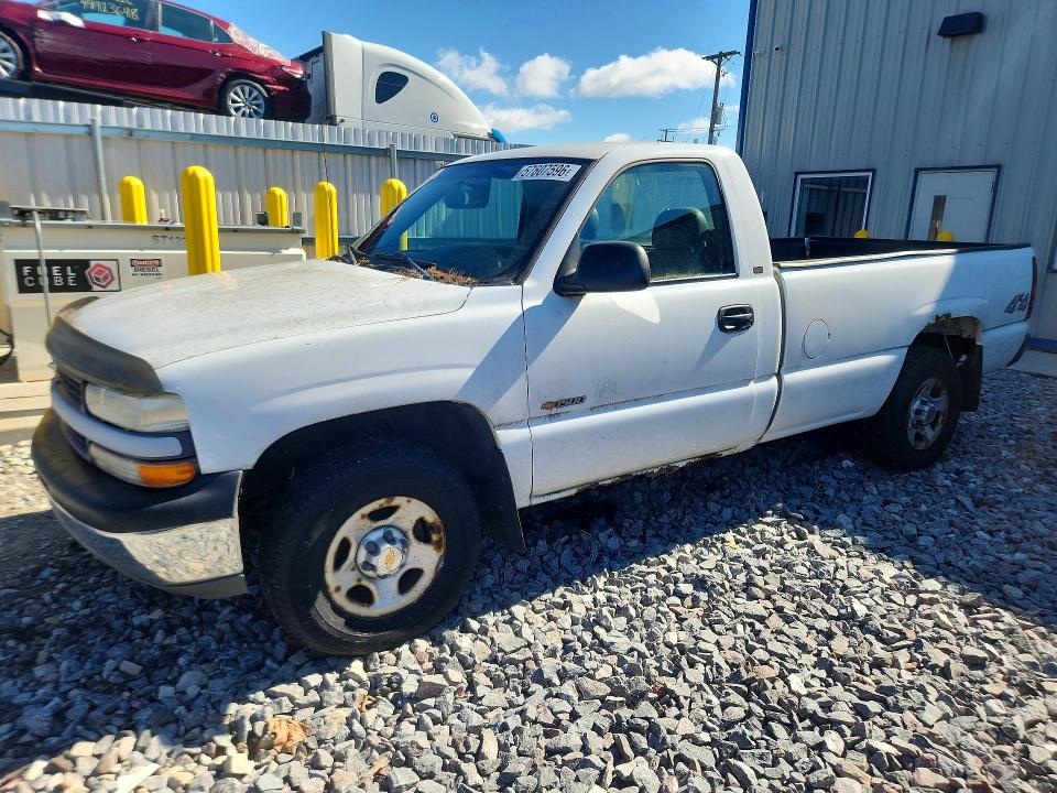 Продаж на аукціоні авто 2000 Chevrolet Silverado, vin: 1GCEK14T5YE330905, номер лоту: 57607596