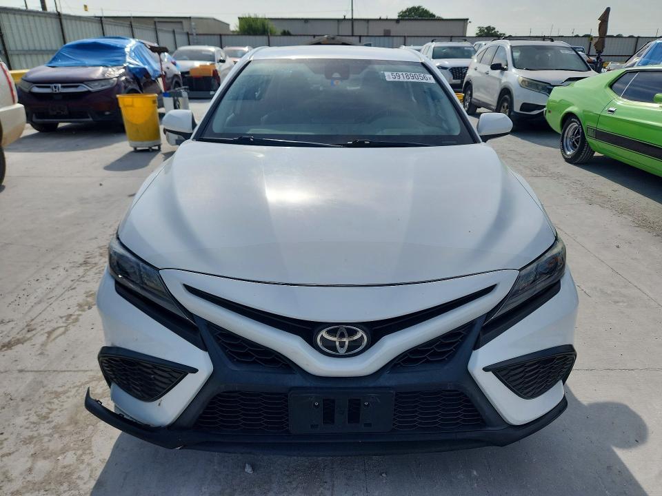 Продажа на аукционе авто 2021 Toyota Camry, vin: 4T1G11AK0MU517942, номер лота: 59189056