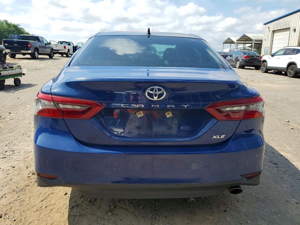 55757946 :رقم المزاد ، 4T1F11AK2PU158836 vin ، 2023 Toyota Camry مزاد بيع
