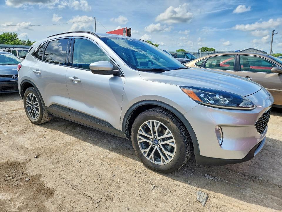 55769286 :رقم المزاد ، 1FMCU0H6XLUC56830 vin ، 2020 Ford Escape مزاد بيع