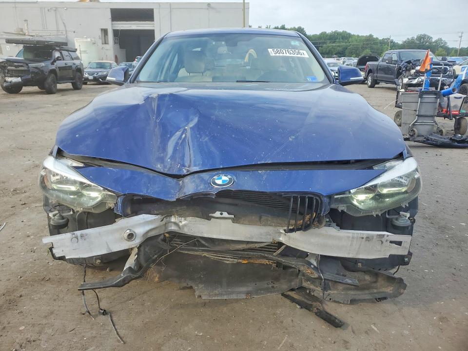 Продаж на аукціоні авто 2016 Bmw 320, vin: WBA8A3C54GK689206, номер лоту: 58076356
