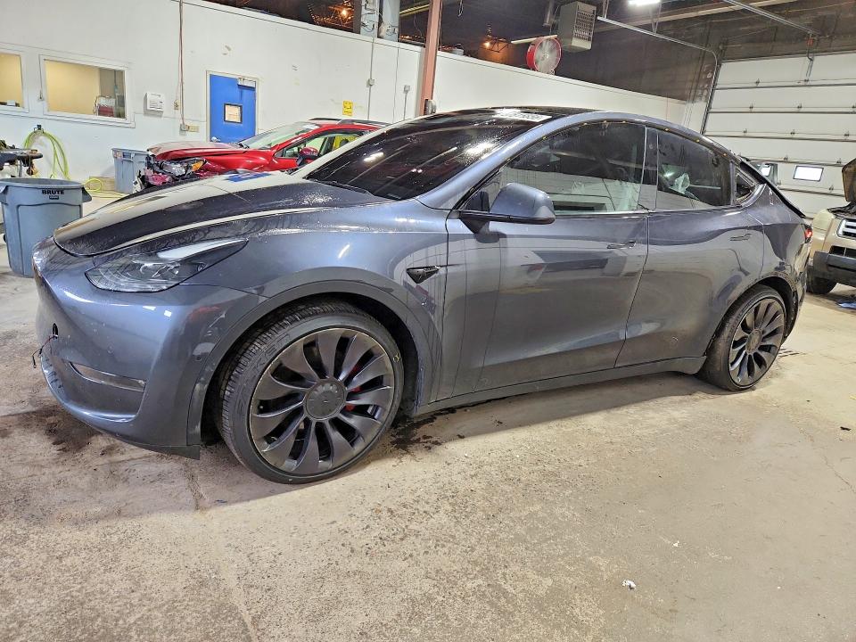 57515856 :رقم المزاد ، 5YJYGDEF6MF262275 vin ، 2021 Tesla Model Y مزاد بيع