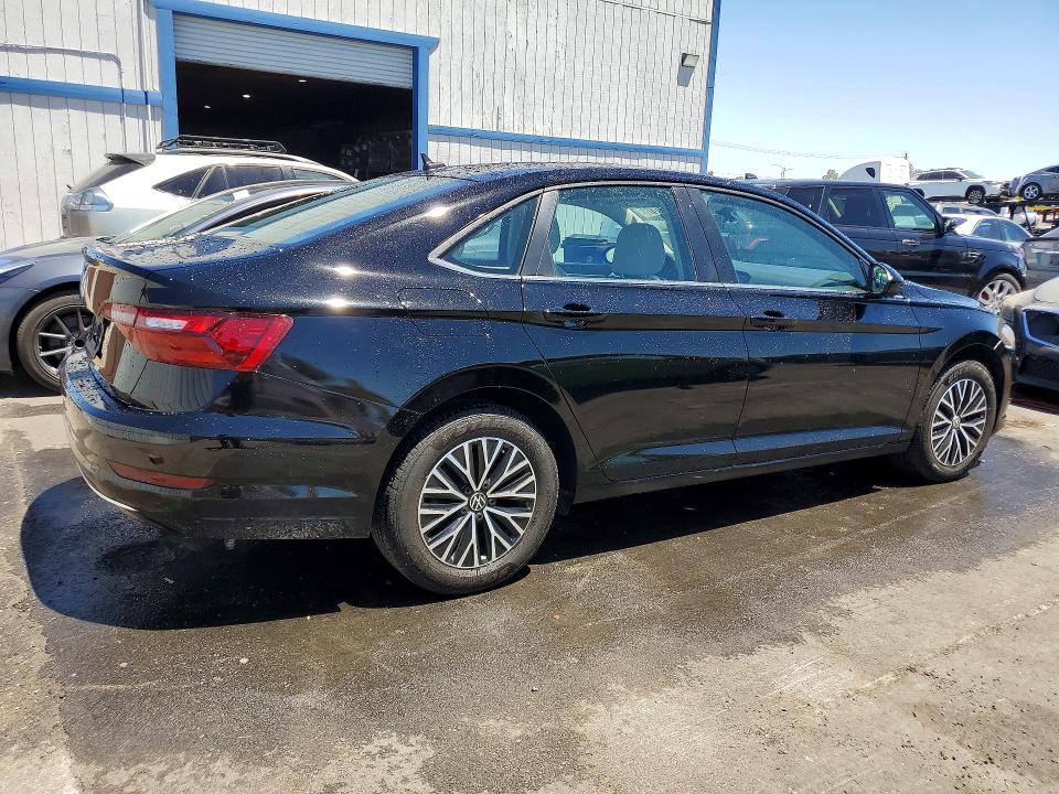 56177816 :رقم المزاد ، 3VWC57BU6LM094875 vin ، 2020 Volkswagen Jetta مزاد بيع