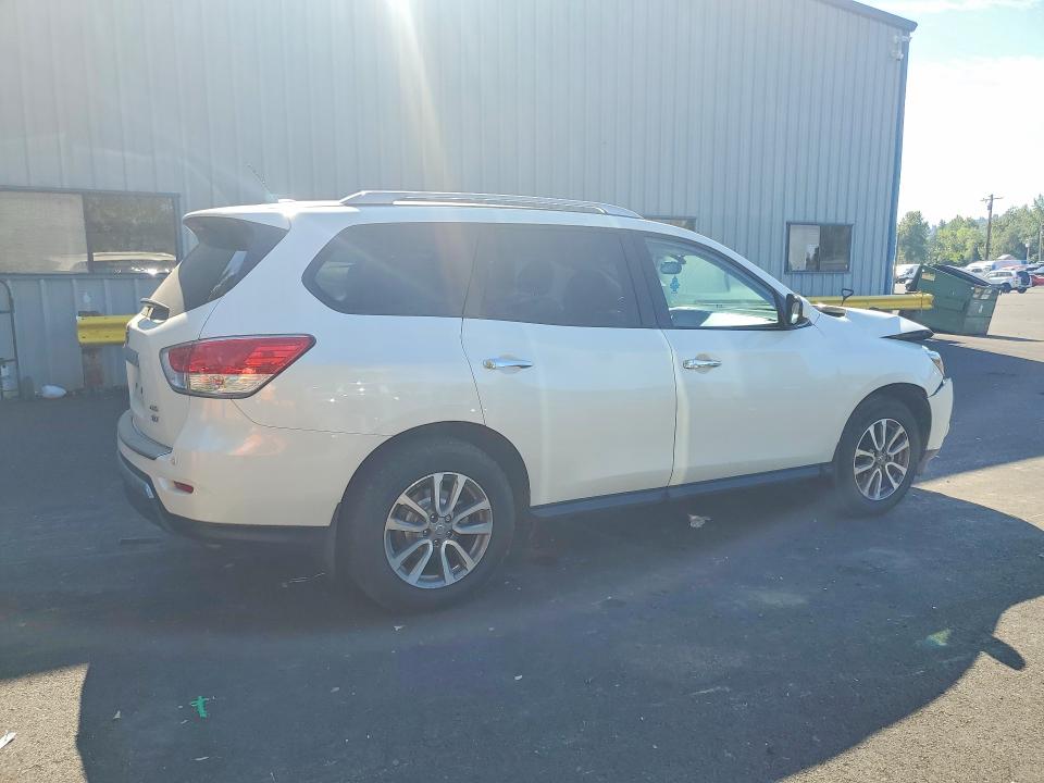 Продажа на аукционе авто 2016 Nissan Pathfinder, vin: 5N1AR2MM6GC646831, номер лота: 58273646