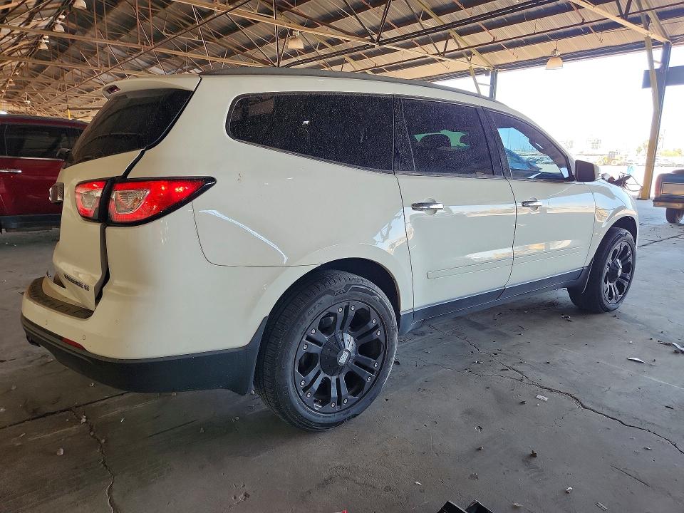 57850136 :رقم المزاد ، 1GNKRHKD3FJ259881 vin ، 2015 Chevrolet Traverse مزاد بيع