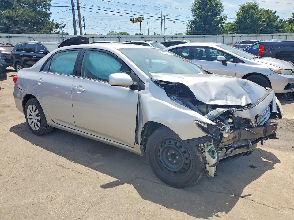Продажа на аукционе авто 2013 Toyota Corolla, vin: 2T1BU4EE1DC027647, номер лота: 55890736
