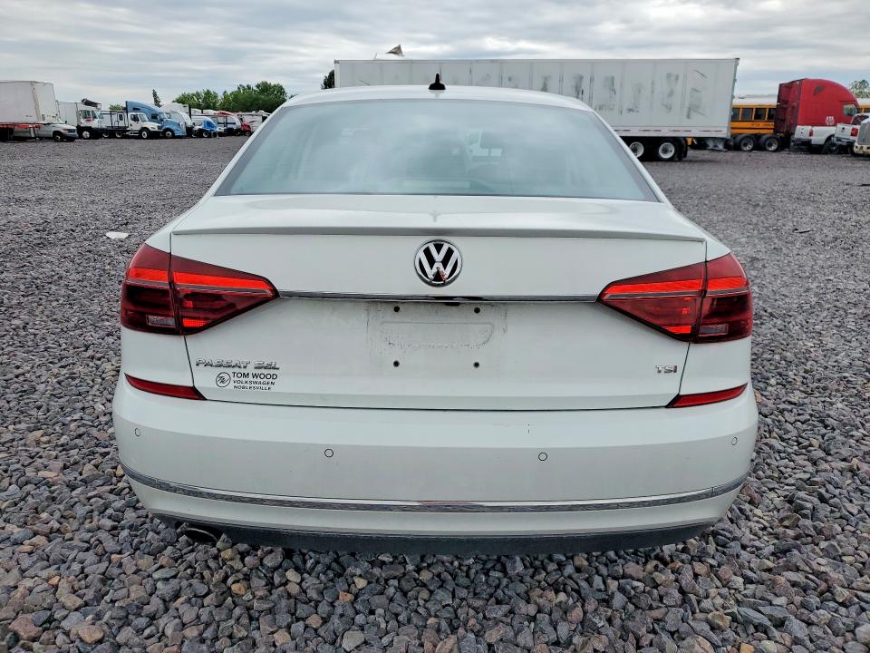 Продаж на аукціоні авто 2017 Volkswagen Passat, vin: 1VWCT7A34HC002198, номер лоту: 55380616